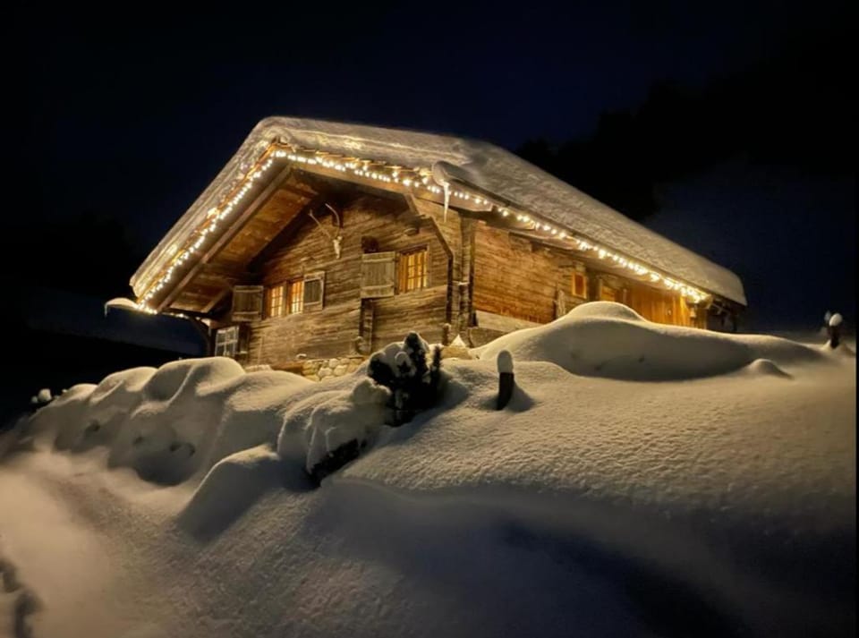 Property building, Winter
