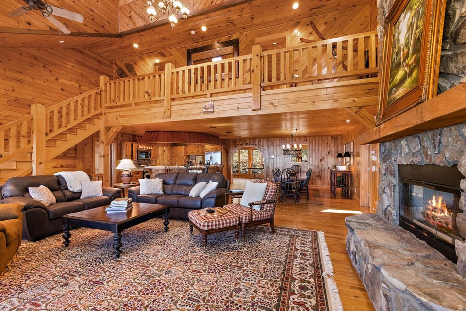 Beech Retreat at 5000 Feet House in Beech Mountain