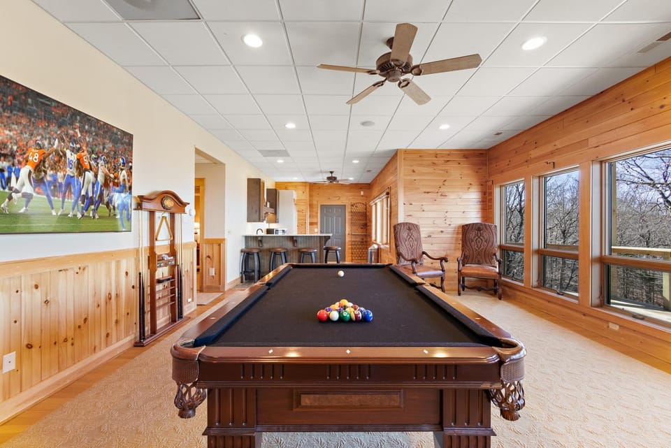 Beech Retreat at 5000 Feet House in Beech Mountain