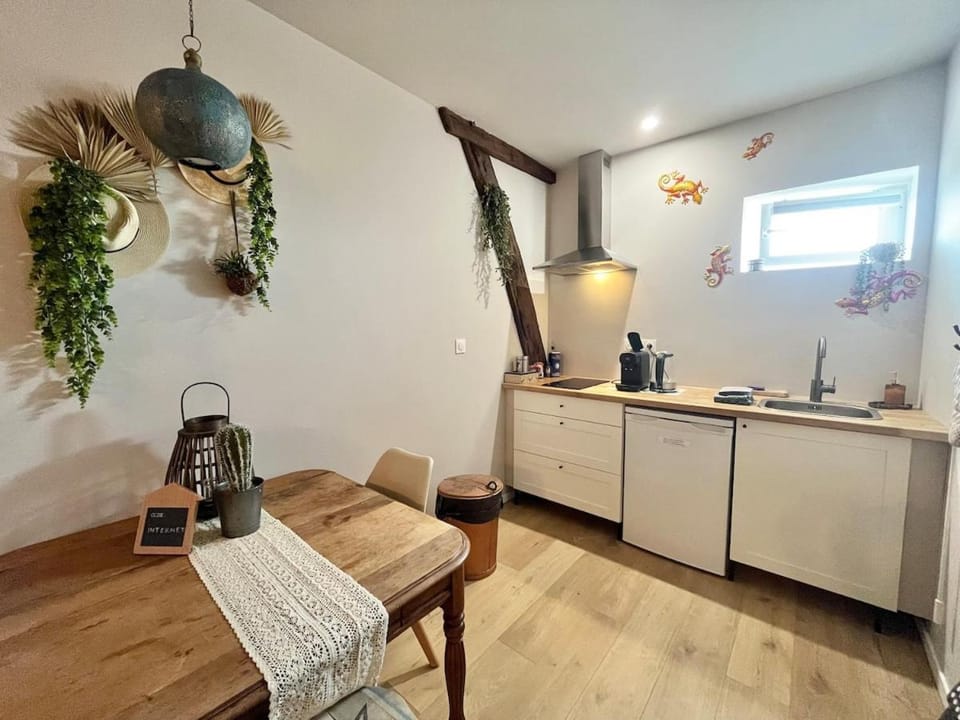 "Gîte Ibiza" - AIRCO Apartment in Auvergne-Rhône-Alpes