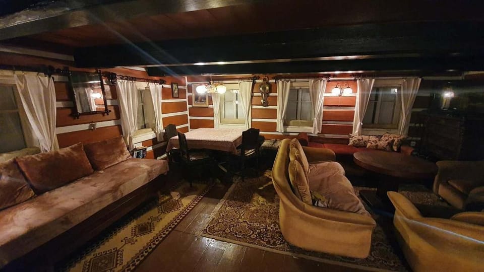 Communal lounge/ TV room, Seating area