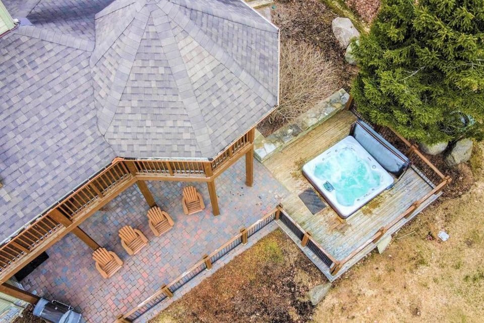 Hot Tub