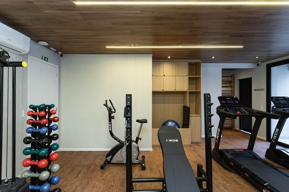 Property building, Day, Fitness centre/facilities, Area and facilities, air conditioner