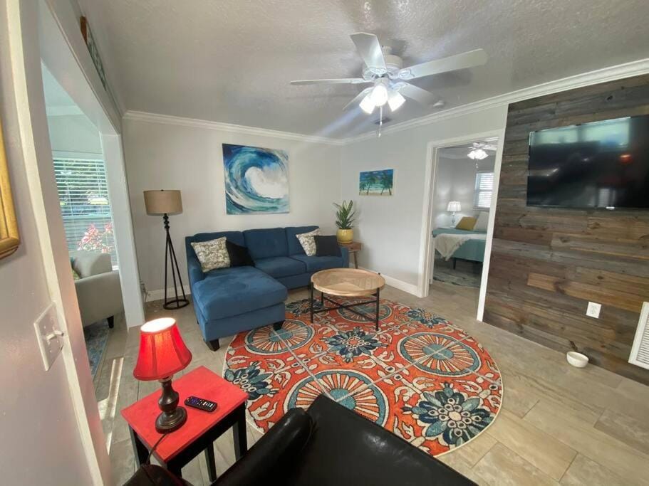 Rock Ridge I. Private and close to everything. House in Vero Beach