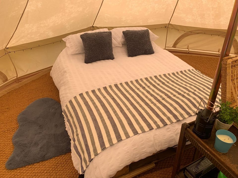 Sheep’s Bit Luxury tent in Edale