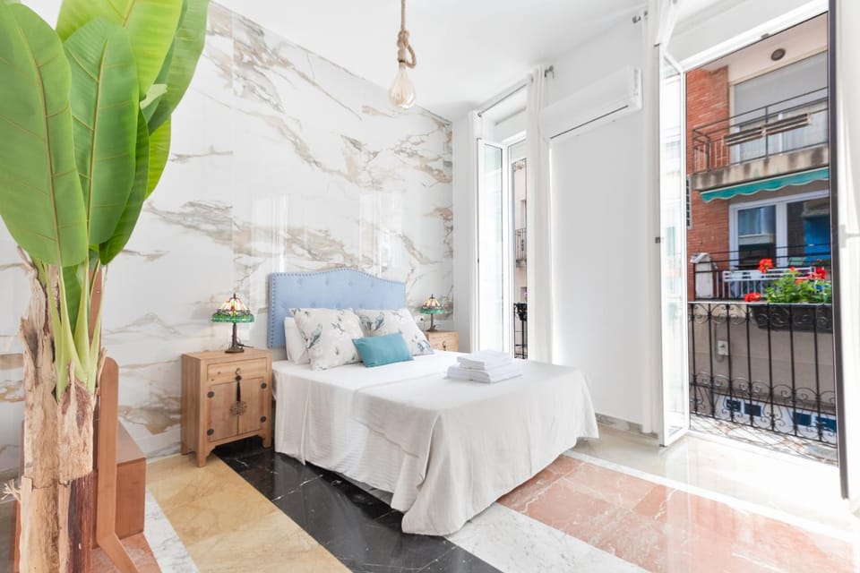 Bed, Balcony/Terrace, Photo of the whole room, Bedroom