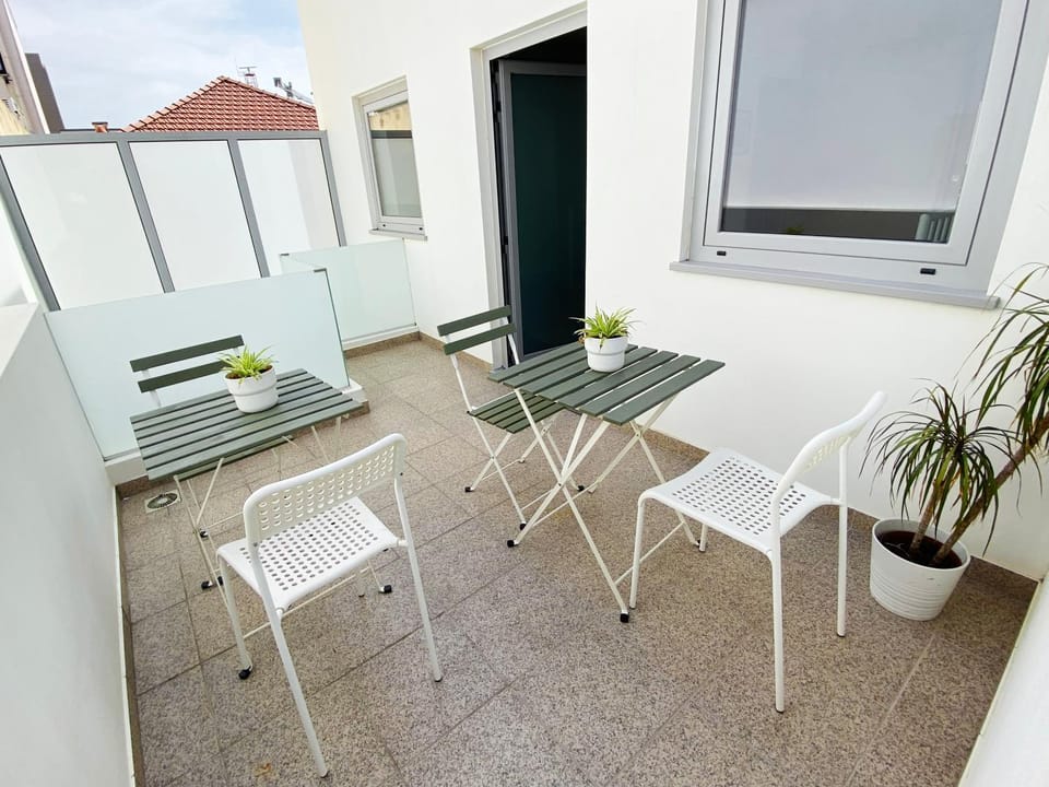 Balcony/Terrace, Dining area