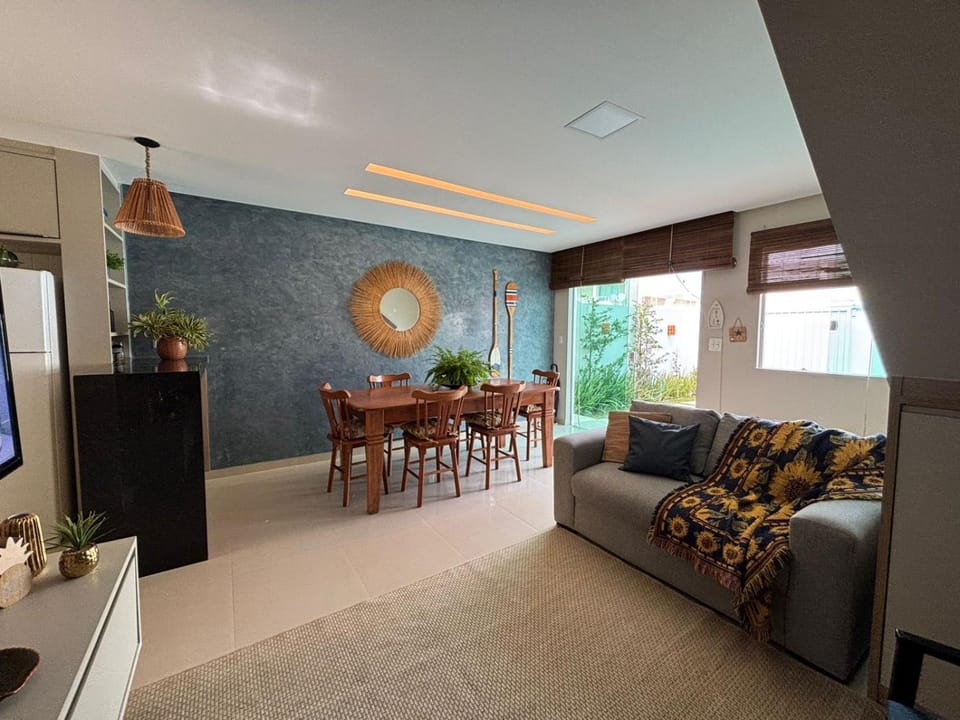 Casa Completa com piscina, 800m da praia de Jauá House in Camaçari