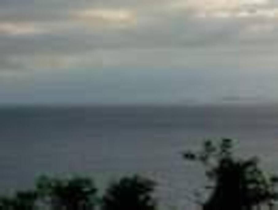 Triple N Homestay Beachfront House in Lobo House in Calabarzon