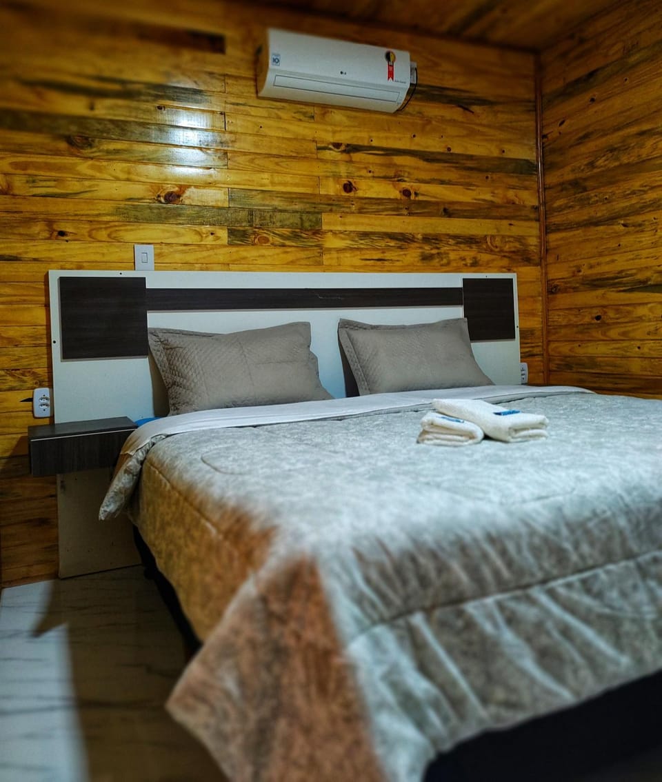 Bed, Photo of the whole room, Bedroom, towels, air conditioner