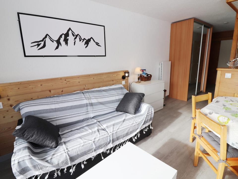 Confort à Tignes, 5 pers., proche pistes, balcon sud, WiFi - FR-1-502-513 Apartment in Tignes