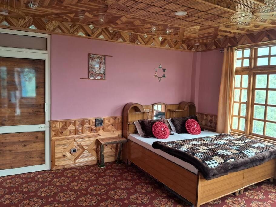 Cozee Mozee Family Homestay Vacation rental in Himachal Pradesh