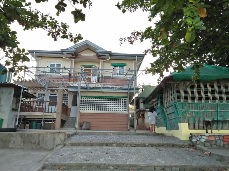 Room In Lobo Triple N Homestay 2nd N Vacation rental in Calabarzon