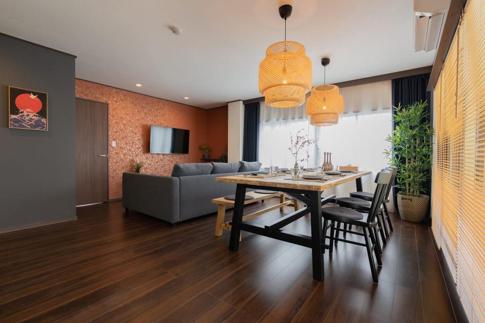 TV and multimedia, Living room, Dining area