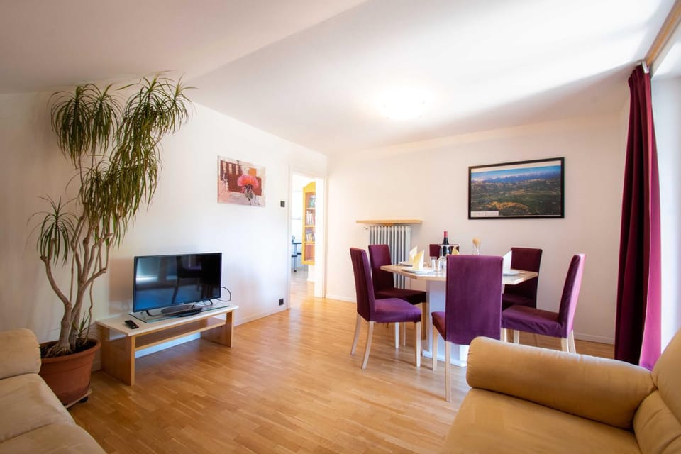 Melaniesguesthouse 4 Zimmerwohnung Apartment in Kaltern an der Weinstraße