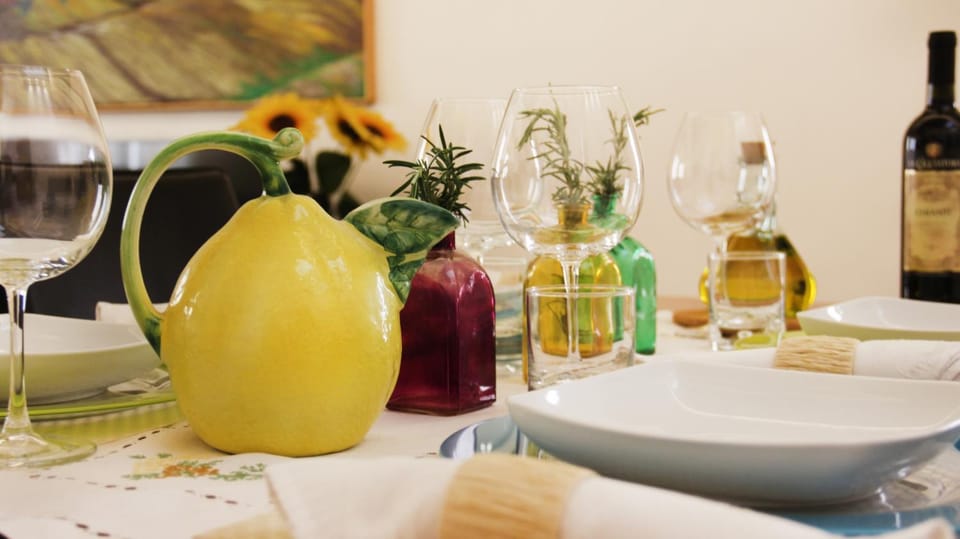 Food and drinks, Food