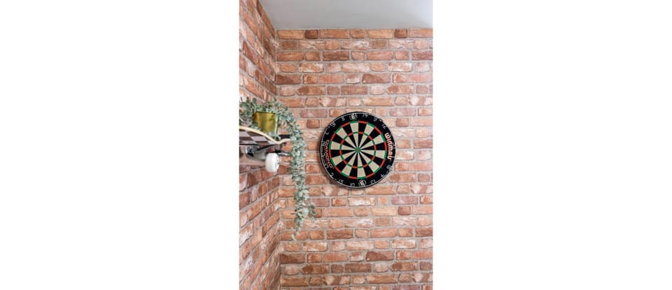Game Room, Decorative detail