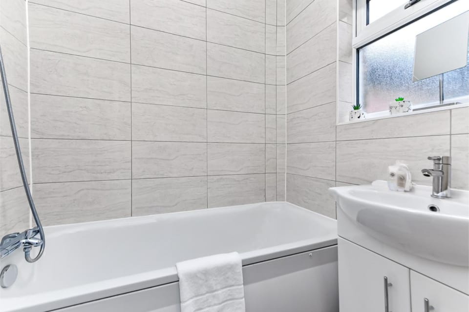 Toilet, Bathroom, Bath, towels