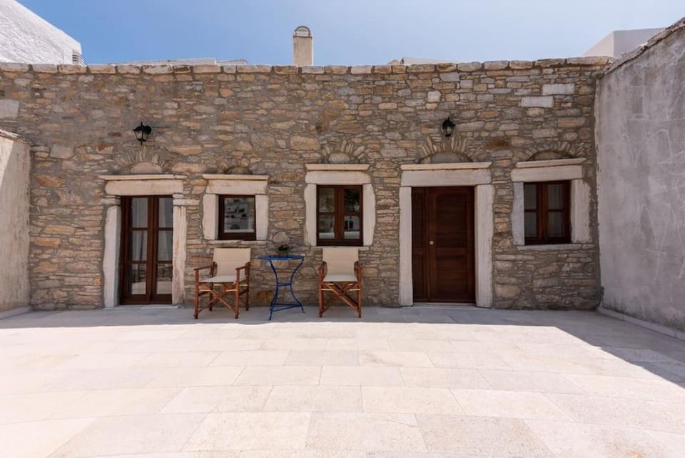 Petrino House House in Naxos, Naxos and Lesser Cyclades, Greece
