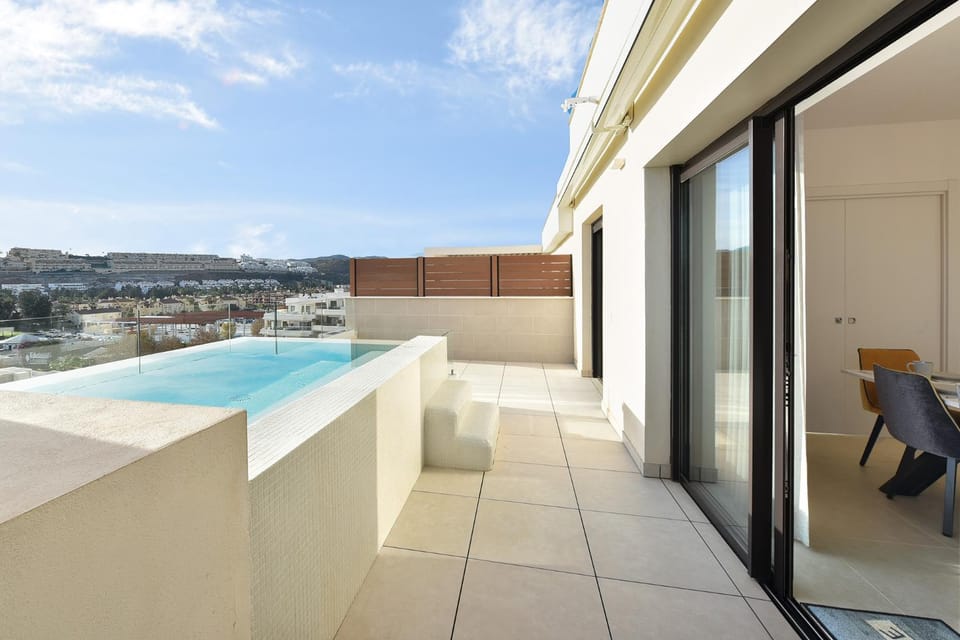 Lotus Jardinana 21 Apartment in Costa del Sol