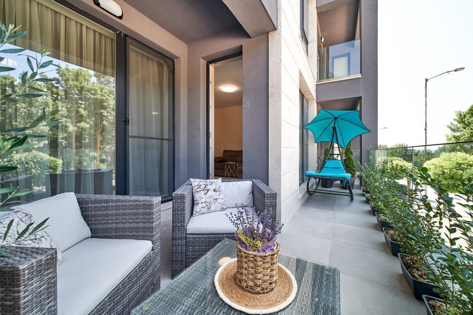 Spring, Garden, View (from property/room), Balcony/Terrace