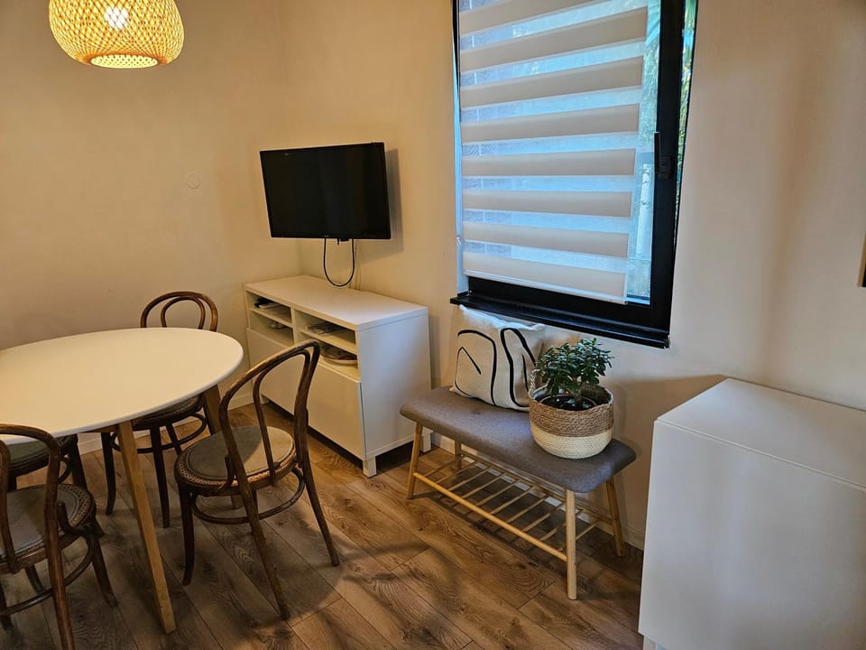 Mare Beachfront Apartment with Sea View Apartment in Pula