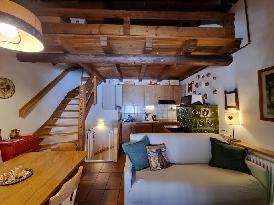 Kitchen or kitchenette, Living room, Dining area