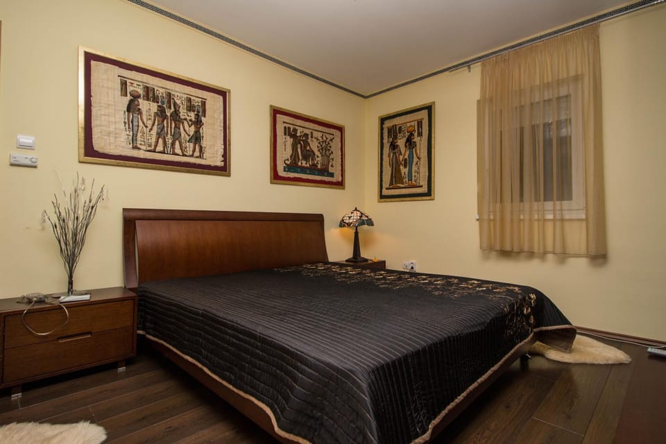 299 - Teljes panorámás közvetlen balatonparti exkluzív apartman Apartment in Balatonszárszó