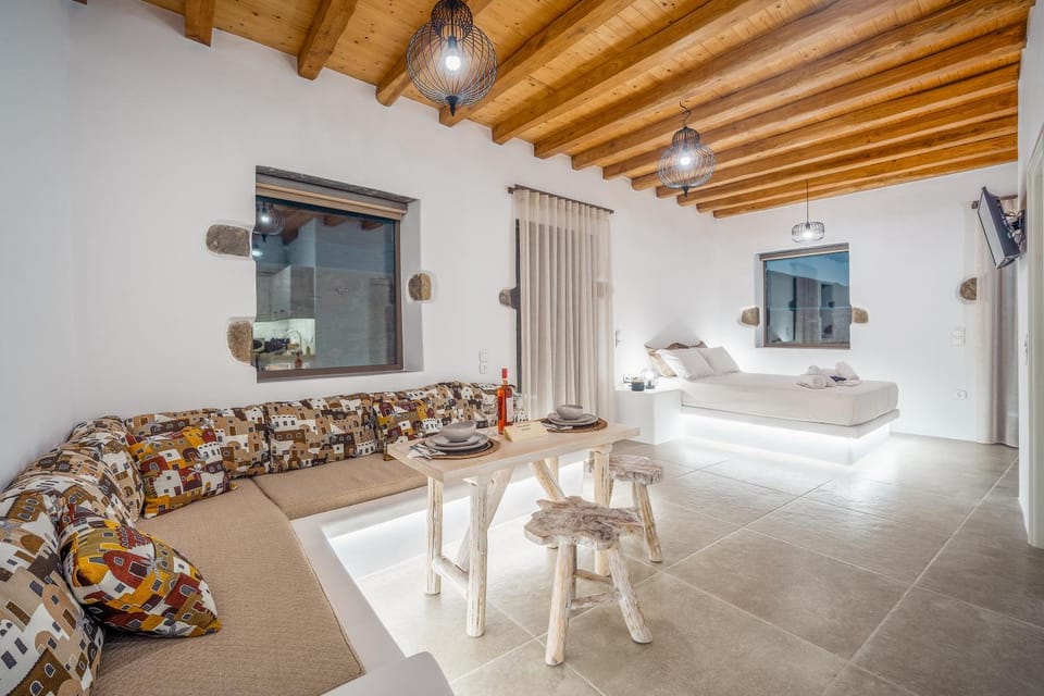 Living room, Photo of the whole room