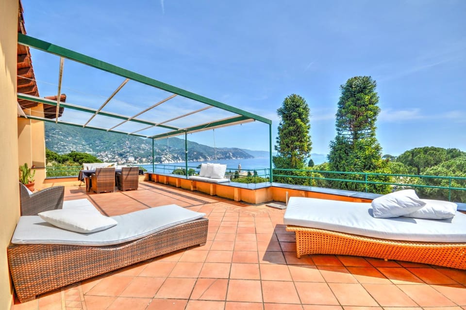 Day, Natural landscape, View (from property/room), Balcony/Terrace, Mountain view, Sea view, sunbed