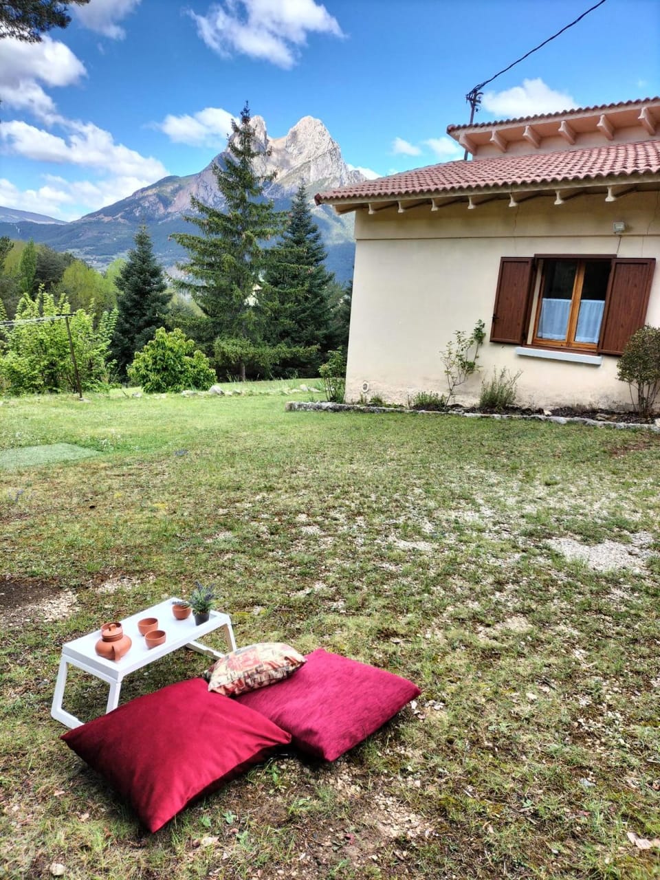CA L'ANELLA (SALDES) House in Berguedà