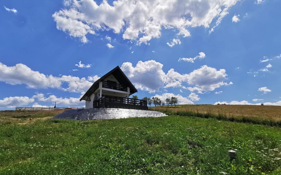 Property building, Day, Natural landscape