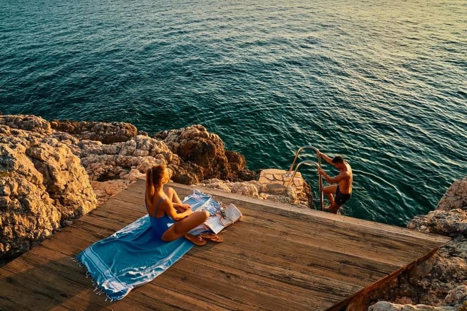 Natural landscape, Beach, group of guests