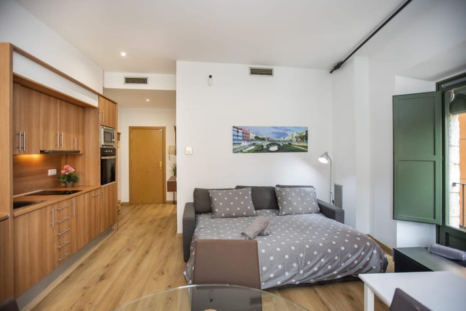 Kitchen or kitchenette, Living room, Bedroom