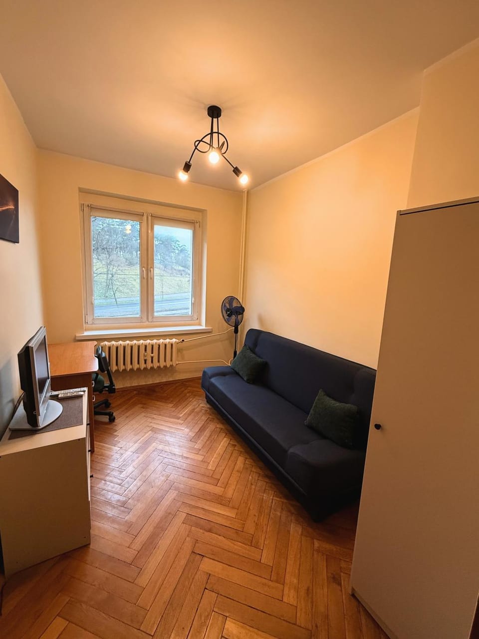 Os. Młodych - free private parking Apartment in Greater Poland Voivodeship