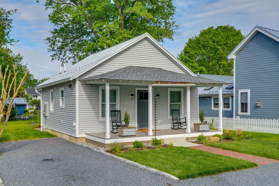 Modern Solomons Cottage Rental - Walk to Island! House in Dowell