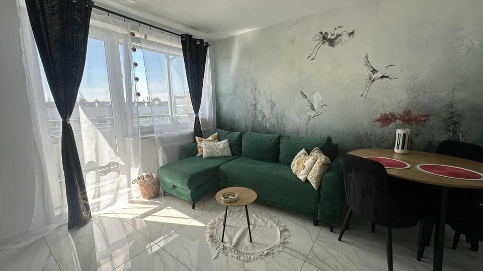 Communal lounge/ TV room, Balcony/Terrace, Living room, Dining area