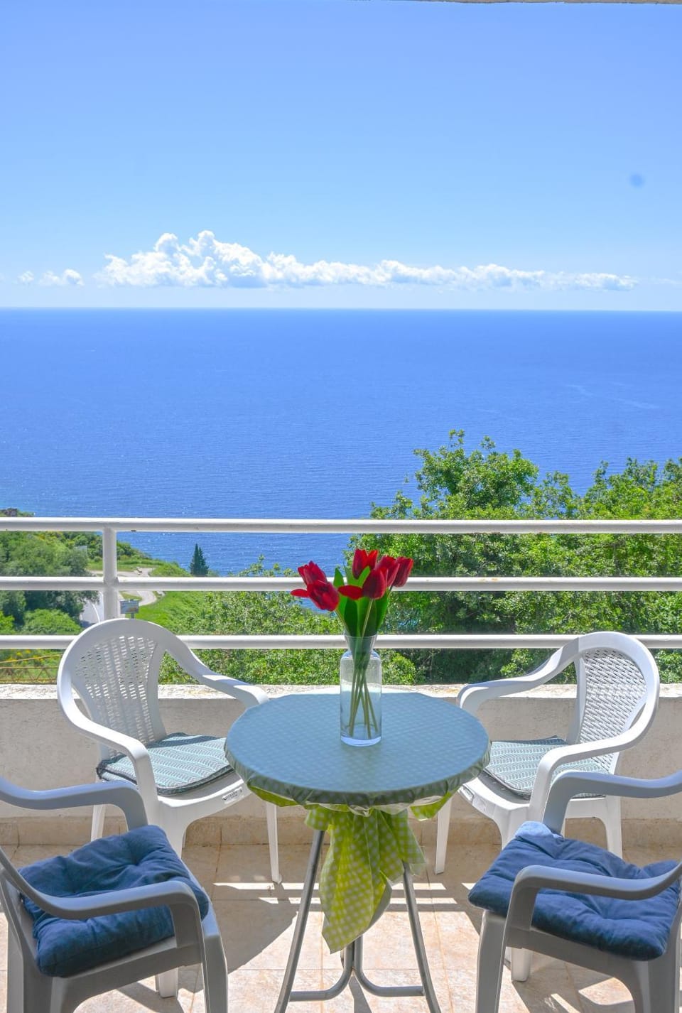 The rising sun-Stylish Sea View Apartment Apartment in Budva Municipality