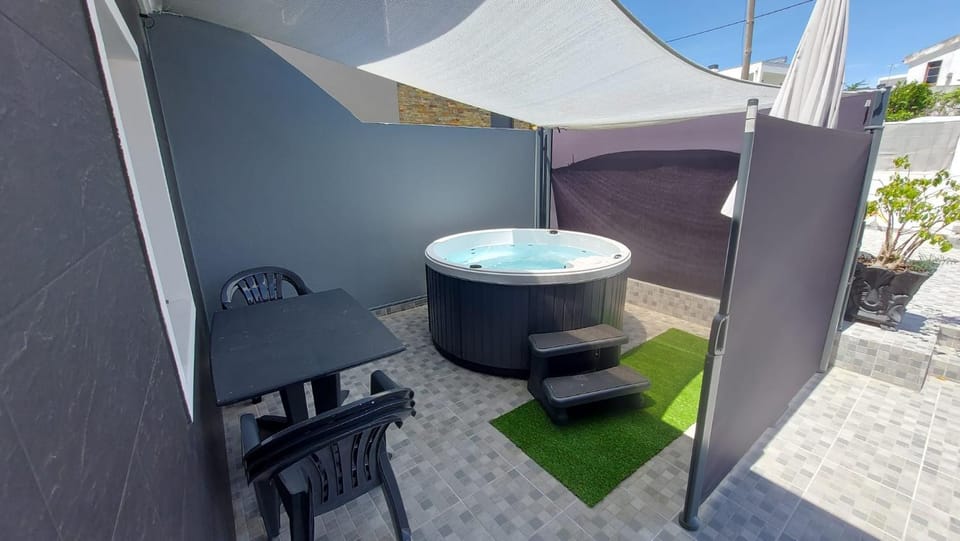 Swimming pool, Open Air Bath