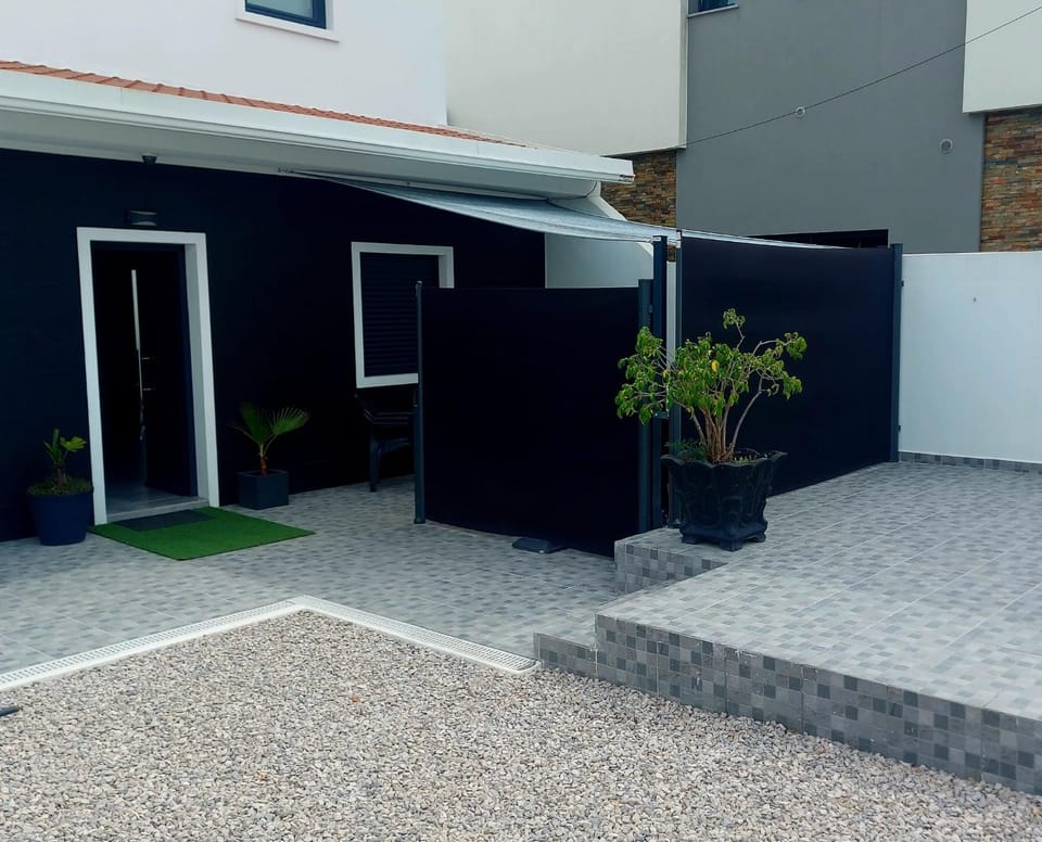 Property building, Hot Tub