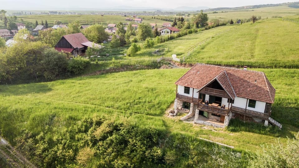 Property building, Natural landscape, Bird's eye view