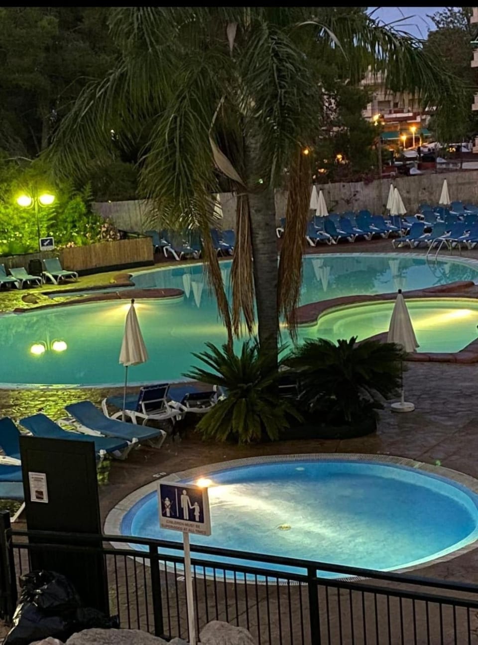 Swimming pool
