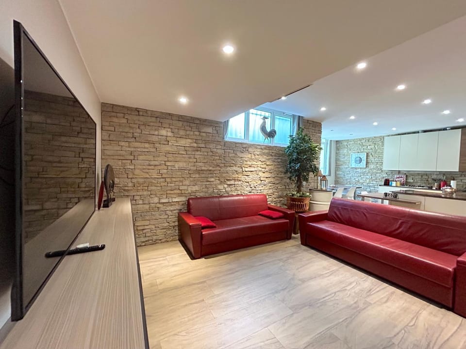 TV and multimedia, Living room