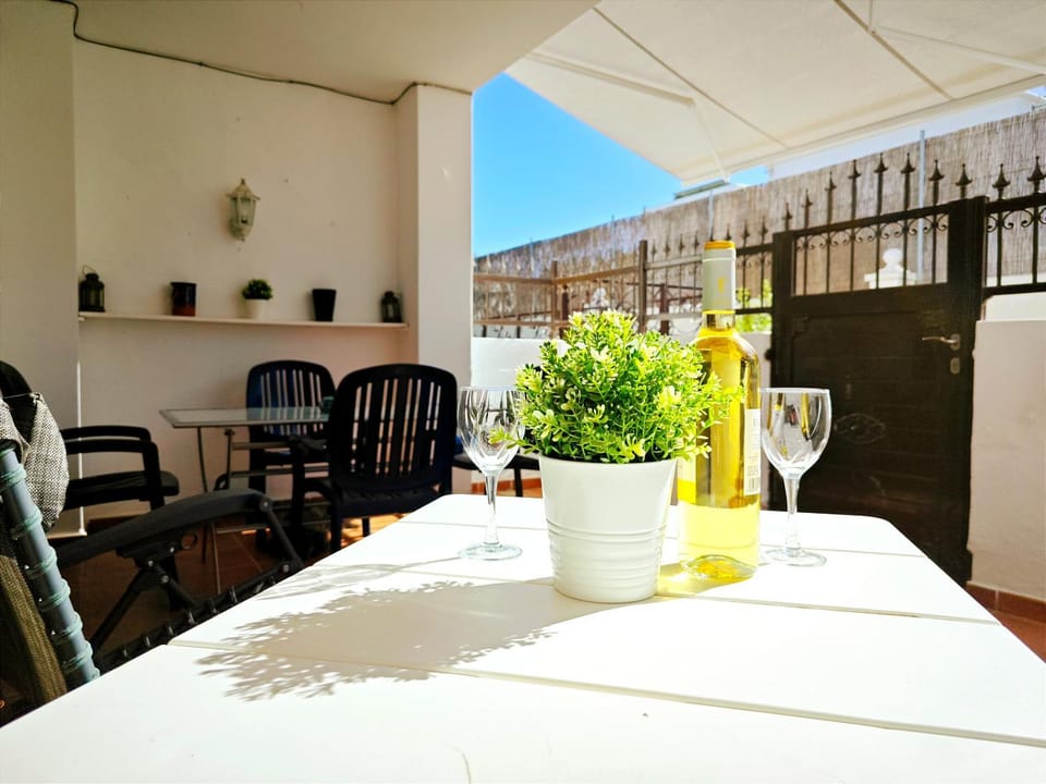 Day, Balcony/Terrace, Dining area
