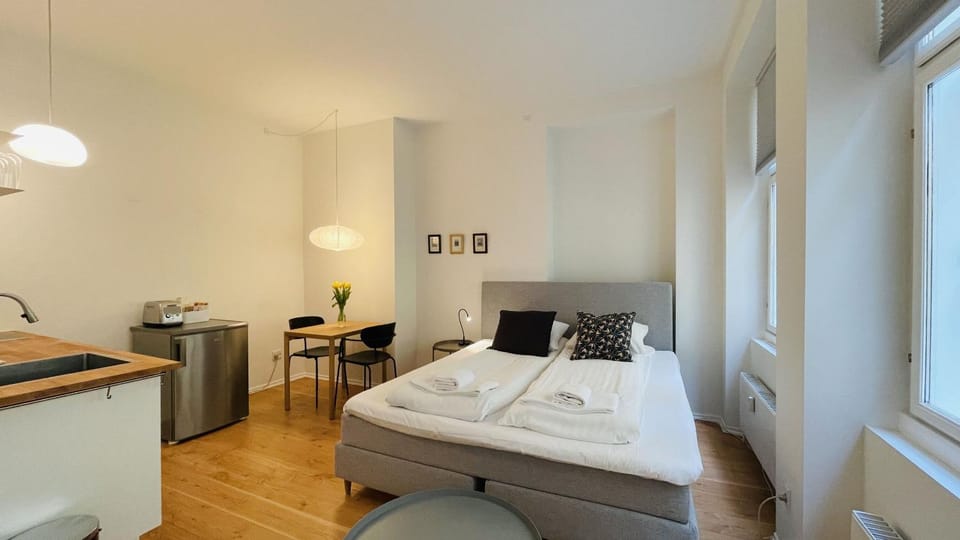 Living room, Bedroom