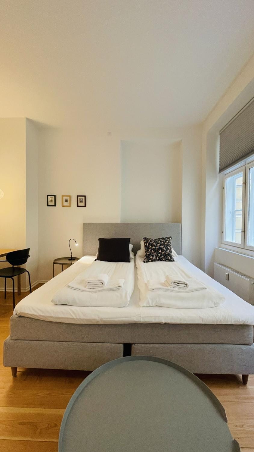 Living room, Bedroom
