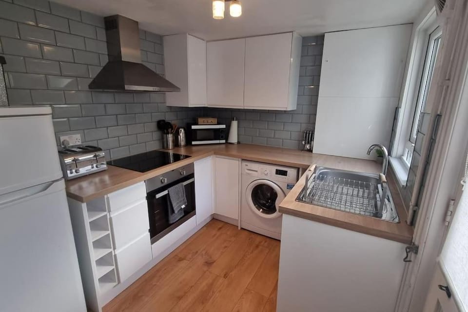 Kitchen or kitchenette, minibar, pet friendly, stove, toaster, washing machine