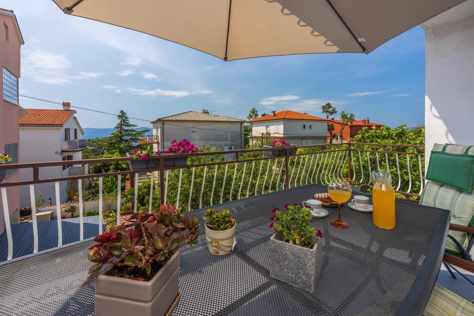 View (from property/room), Balcony/Terrace