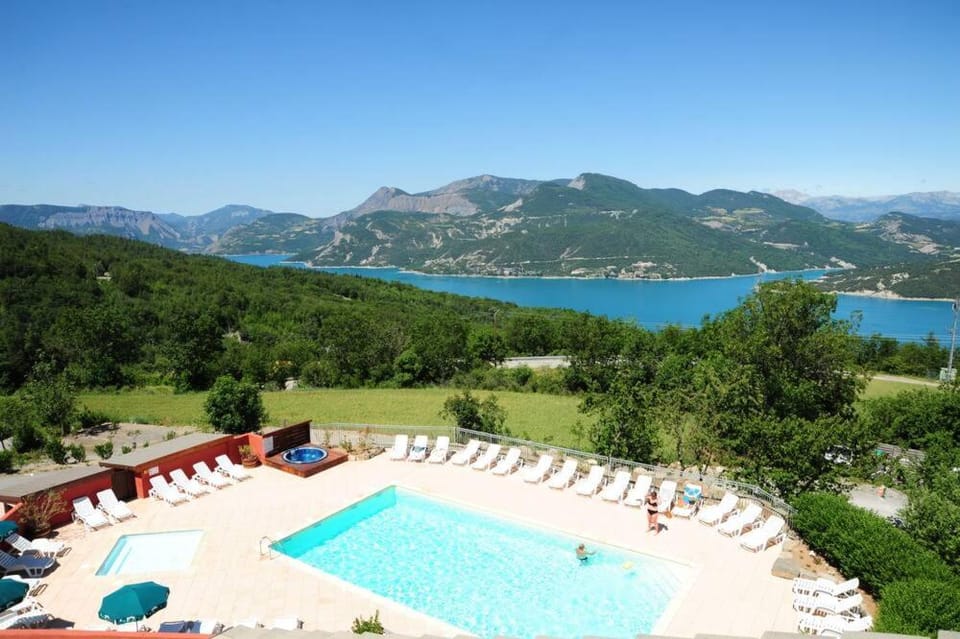 Natural landscape, Lake view, Mountain view, Swimming pool, sunbed