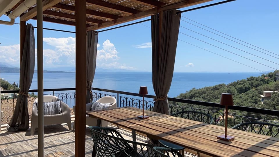 View (from property/room), Balcony/Terrace, Sea view